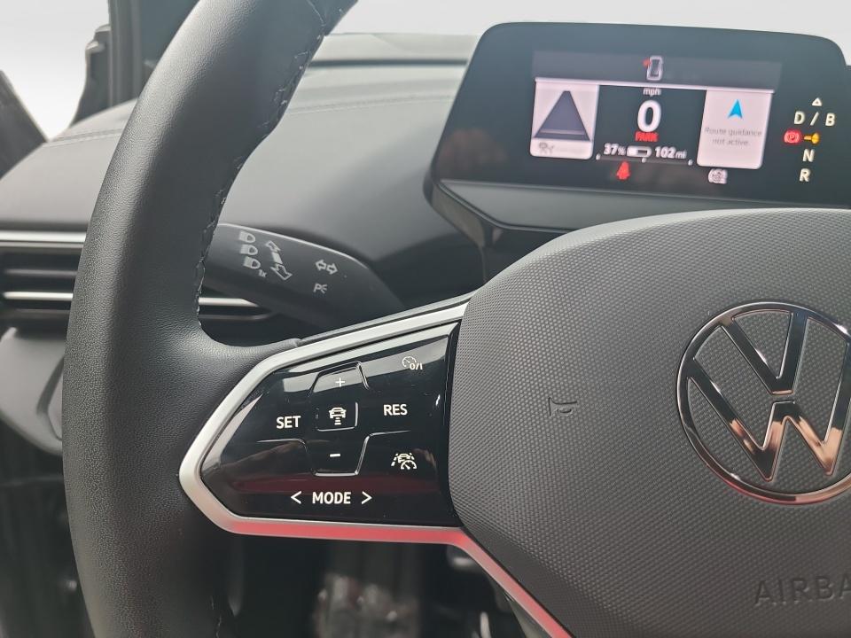 2023 Volkswagen ID.4 Pro