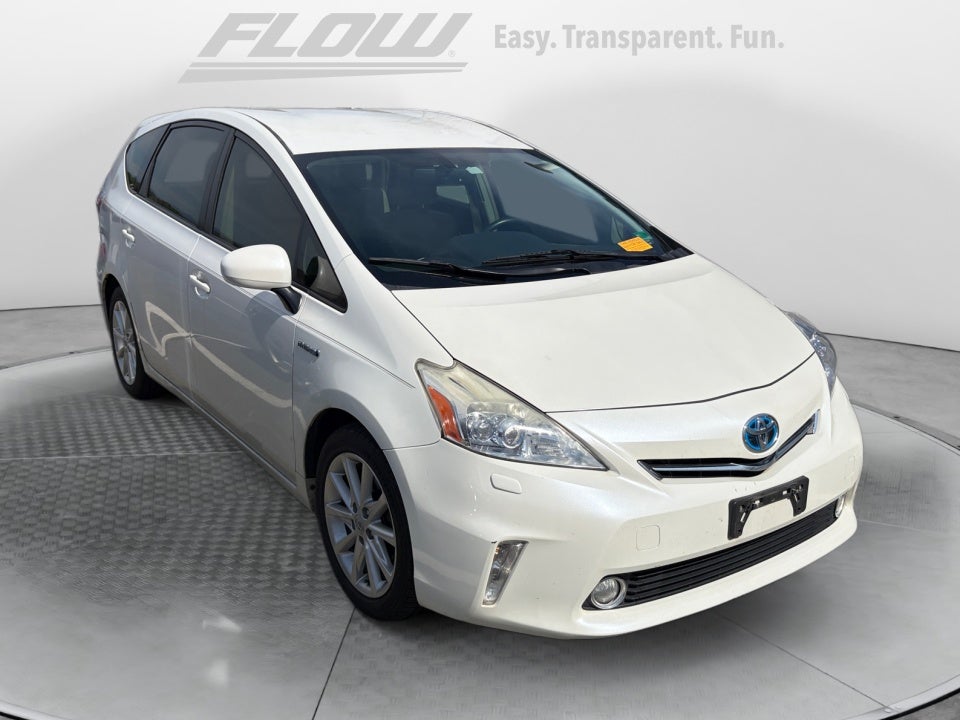 2013 Toyota Prius v Five