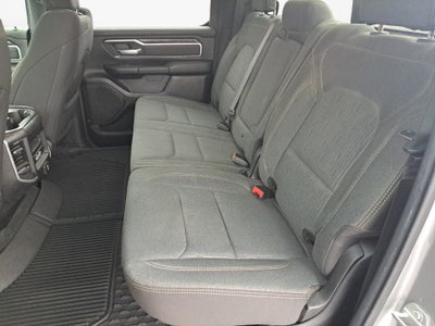 2020 RAM 1500 Big Horn Crew Cab 4x4 5'7" Box