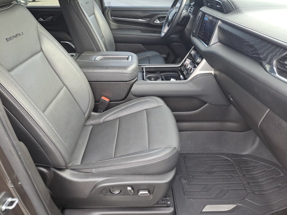 2021 GMC Yukon 4WD Denali