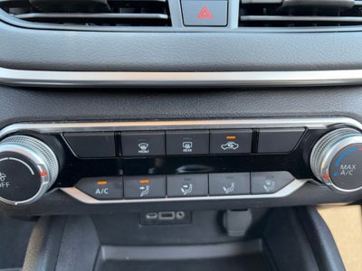 2022 Nissan Altima 2.5 SV