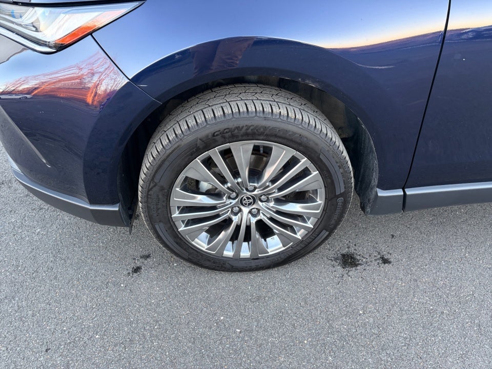 2022 Toyota Venza Limited