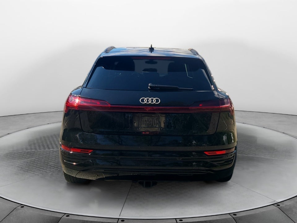 2024 Audi Q8 e-tron Premium