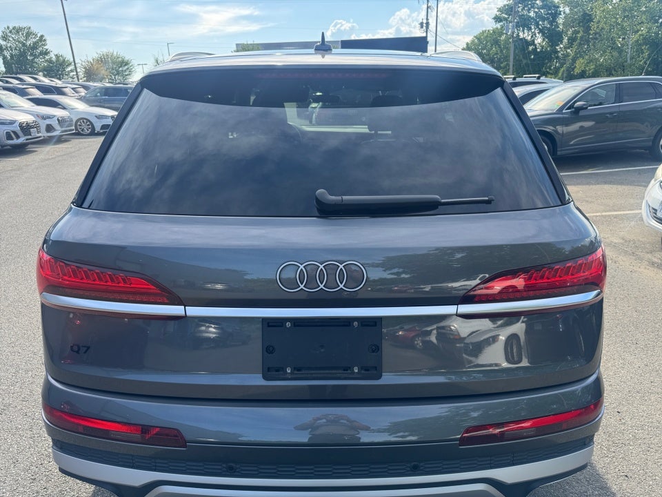 2025 Audi Q7 Premium 45 TFSI quattro Tiptronic