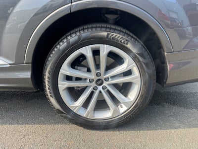 2025 Audi Q7 Premium 45 TFSI quattro Tiptronic