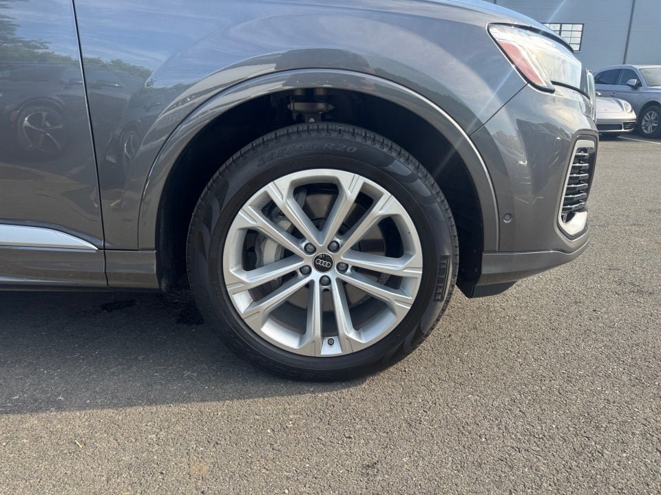 2025 Audi Q7 Premium 45 TFSI quattro Tiptronic