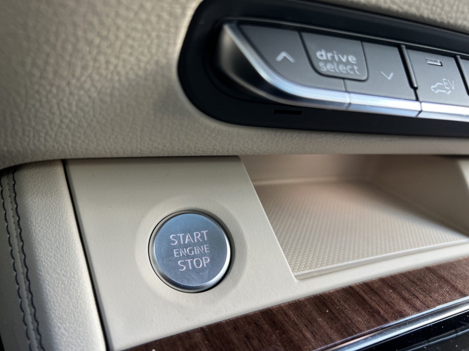 2023 Audi Q5 Premium Plus 55 TFSI e S line quattro S tronic