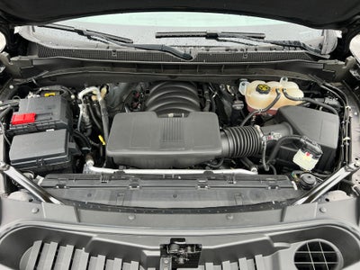 2023 Chevrolet Suburban 4WD RST