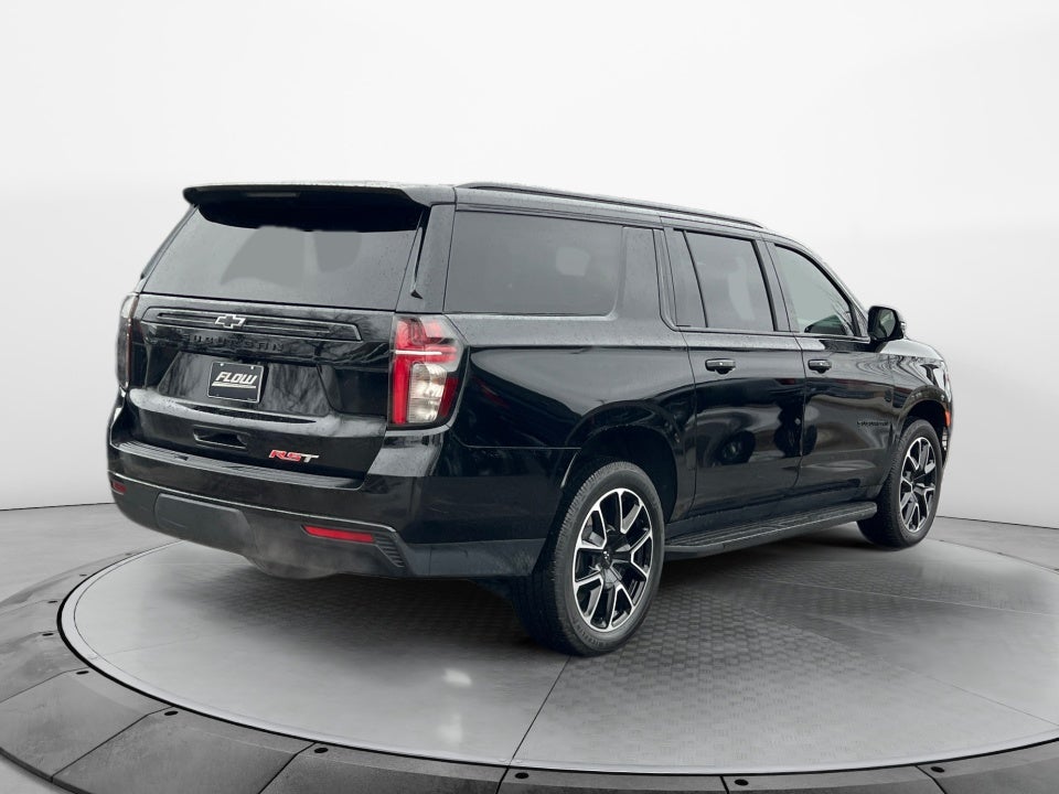 2023 Chevrolet Suburban 4WD RST