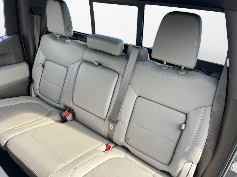 2022 GMC Sierra 1500 Limited 4WD Crew Cab Short Box SLT