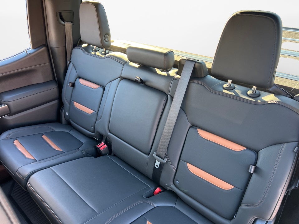 2021 GMC Sierra 1500 4WD Crew Cab Short Box AT4