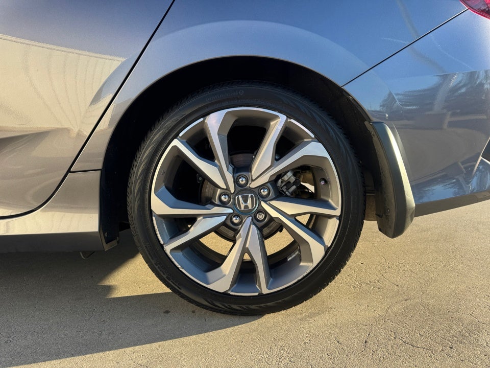 2019 Honda Civic Touring