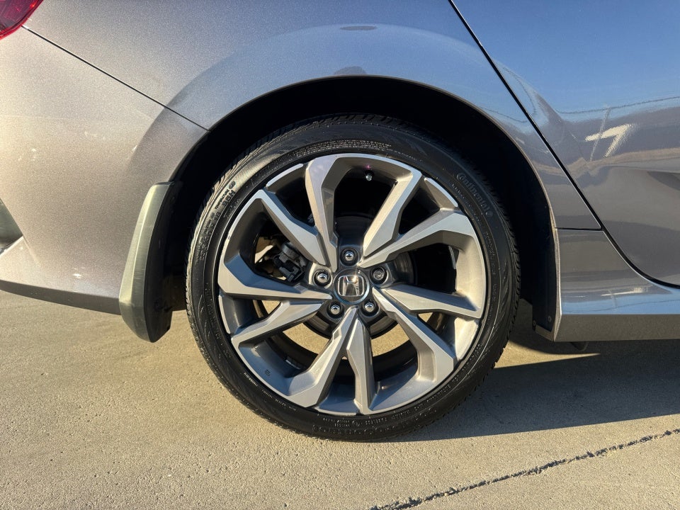 2019 Honda Civic Touring