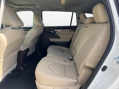 2021 Toyota Highlander Hybrid Limited