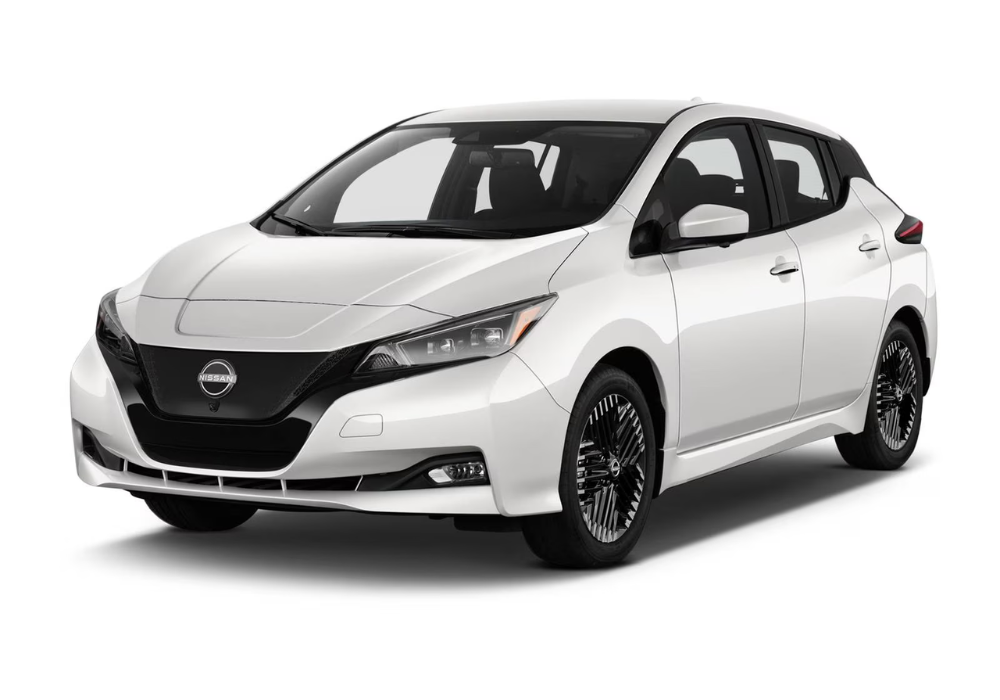 White 2025 Nissan LEAF for sale in Statesville